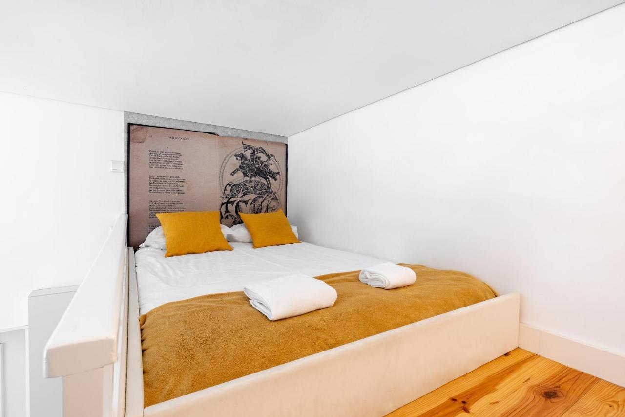 Viva Library Apartment *